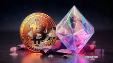 Bitcoin ETFs See $252M Inflow; Ethereum ETFs Face $5.7M Outflow