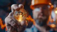 Publicly traded Bitcoin miners decrease sell-offs