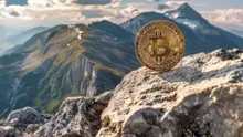 Tether CEO Says Bitcoin Stands Alone in True Decentralization