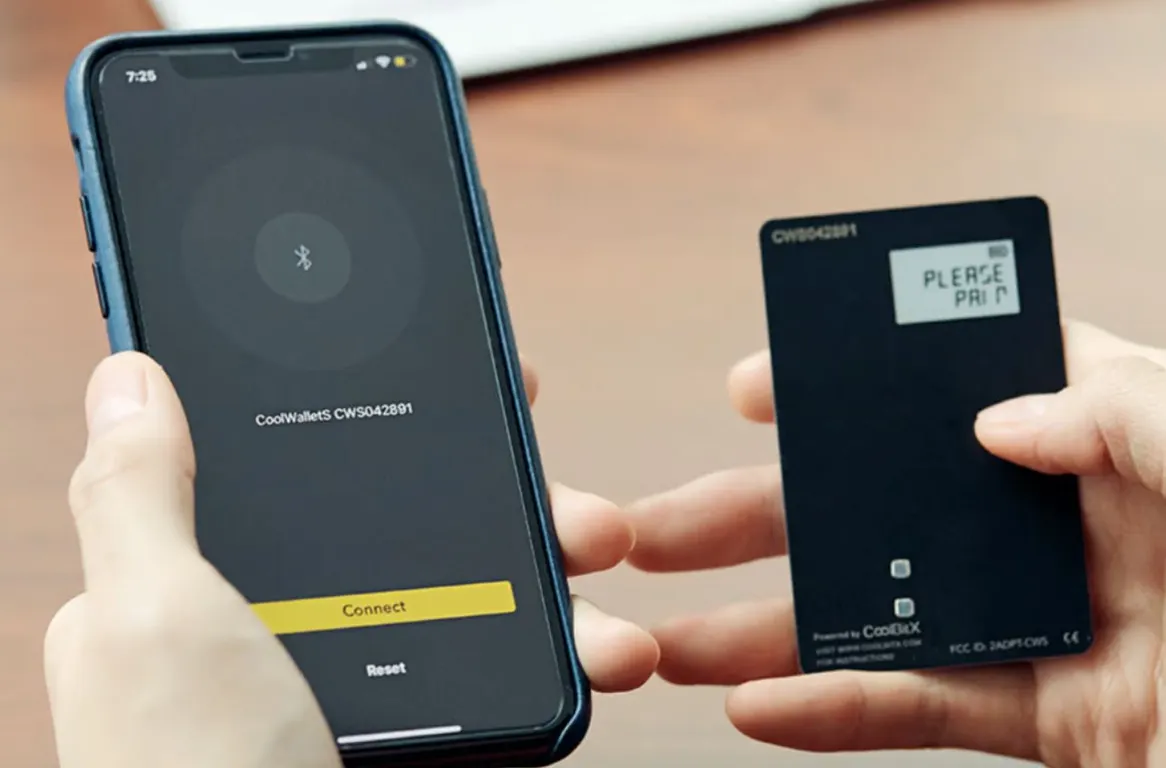 CoolWallet S crypto wallet