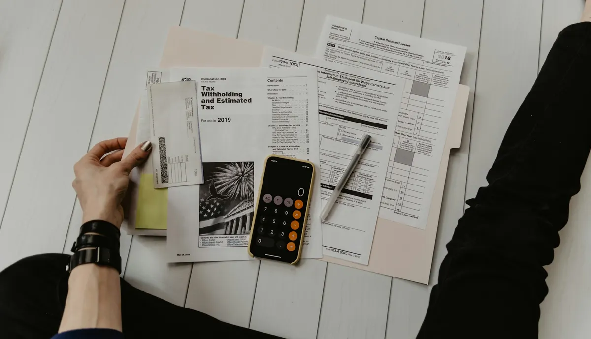 A person doing their taxes 