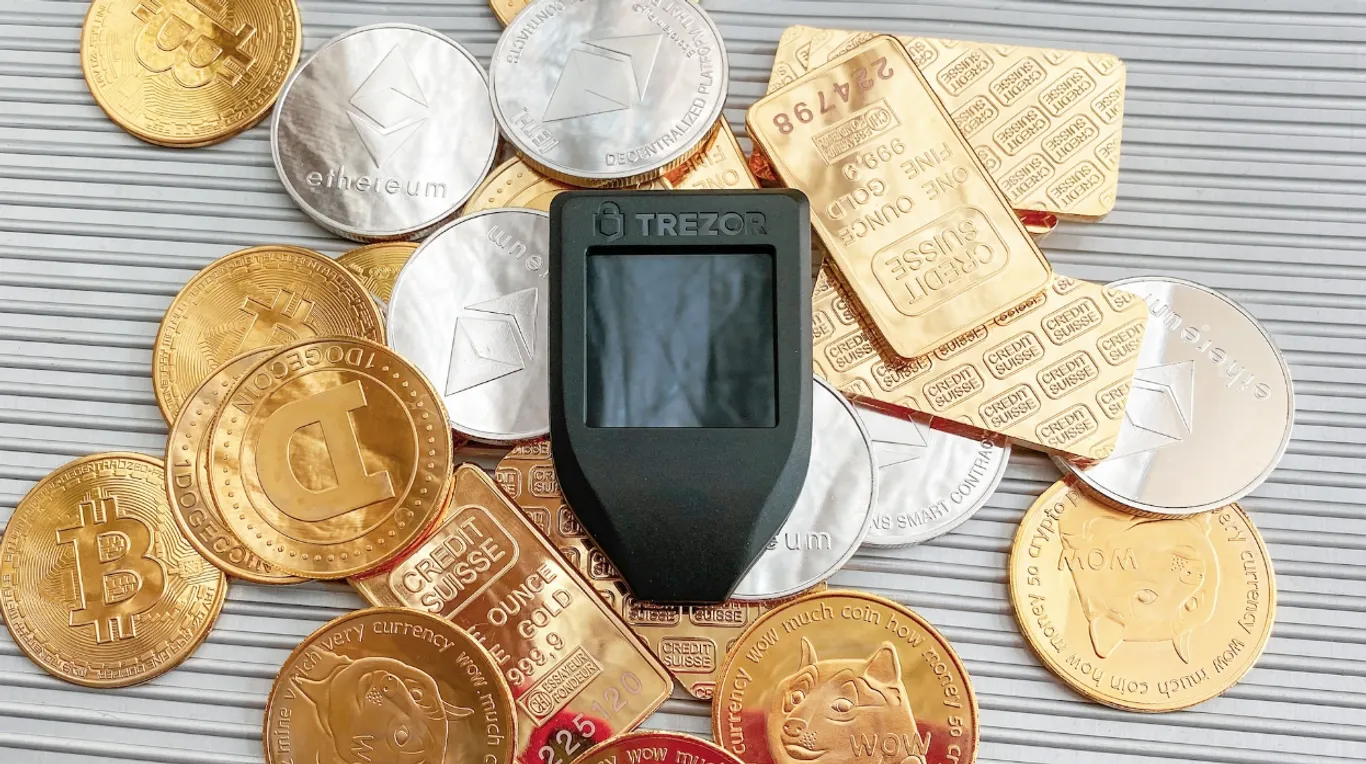 Ledger Nano X vs Trezor T - supported cryptos