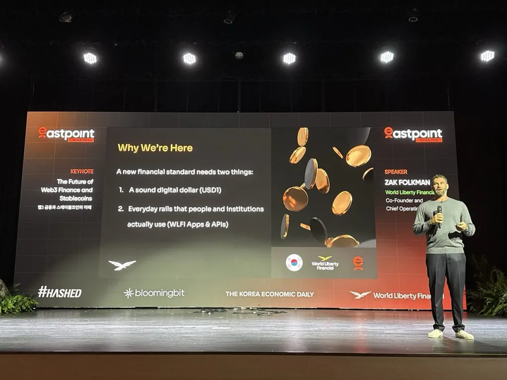Zak Folkman speaking at the Web3 conference