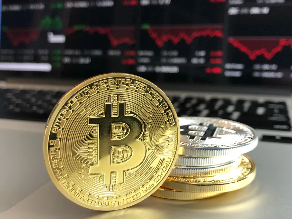bitcoin options
