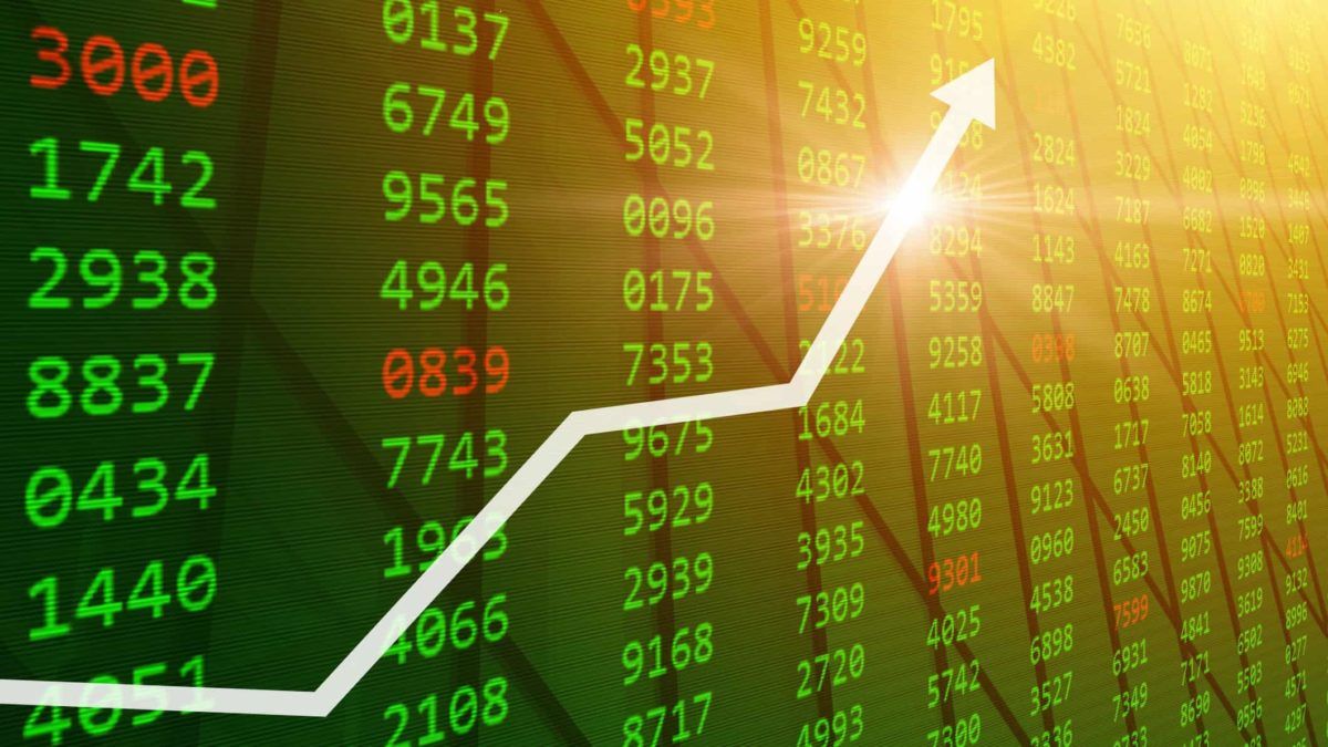 S&P 500, DJI Jump on Strong AI Earnings as Palantir Soars 29% and Caterpillar Gains 6%