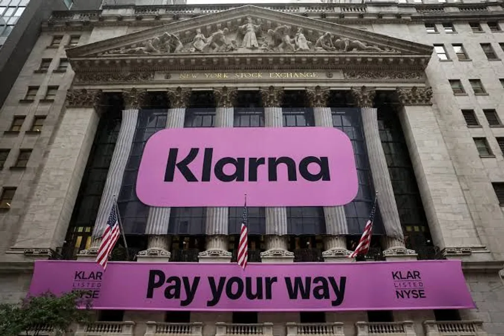 KLAR Stock Jumps 6% as Apple Replaces iPhone Payment Plans With Klarna ...