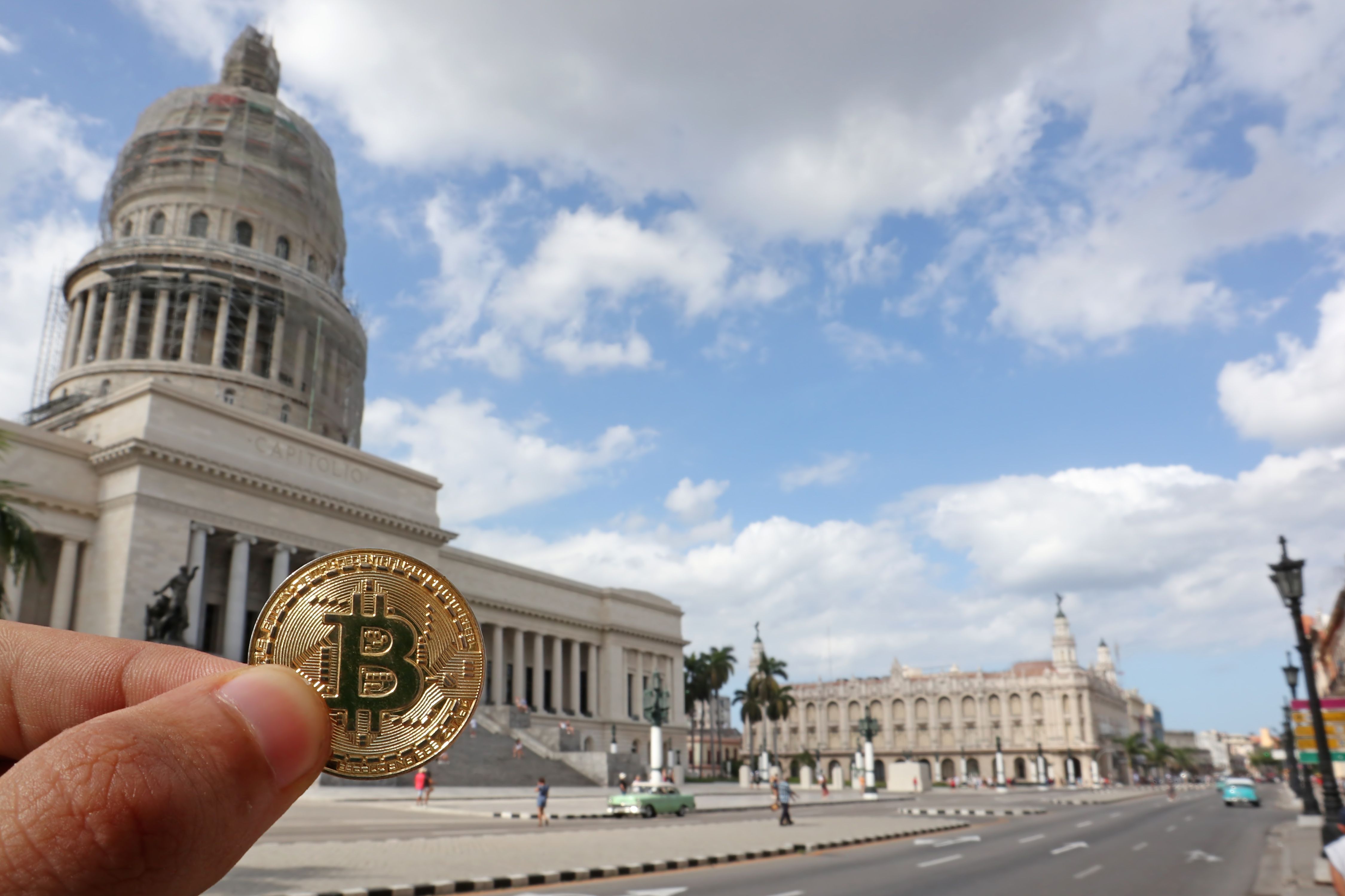 Lawmakers Propose Stablecoin Tax Break, Staking Deferral