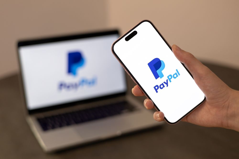 PayPal Stock Drops 11% as Stripe and Advent Walk Away From $53B Deal