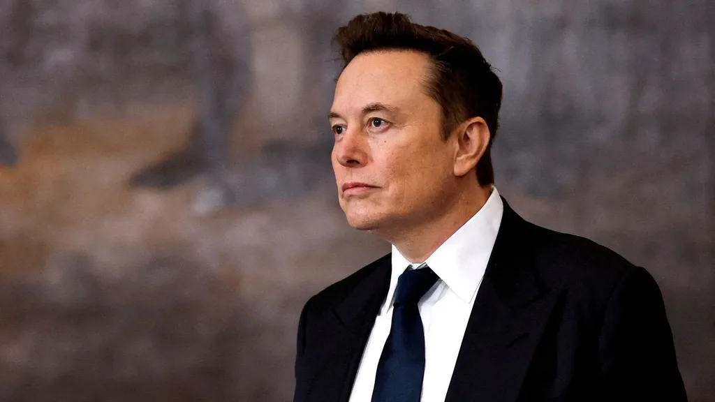 How Tall Is Elon Musk: His Height, Family & Net Worth