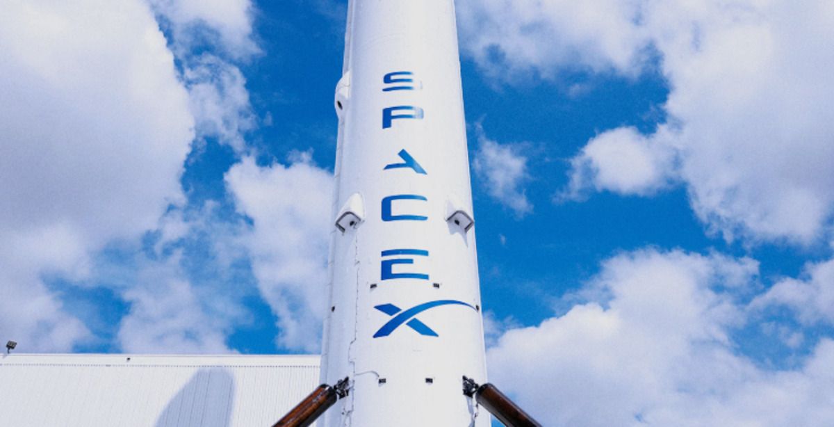 SpaceX Moon Crash: Falcon 9 Upper Stage to Hit Moon Aug. 5