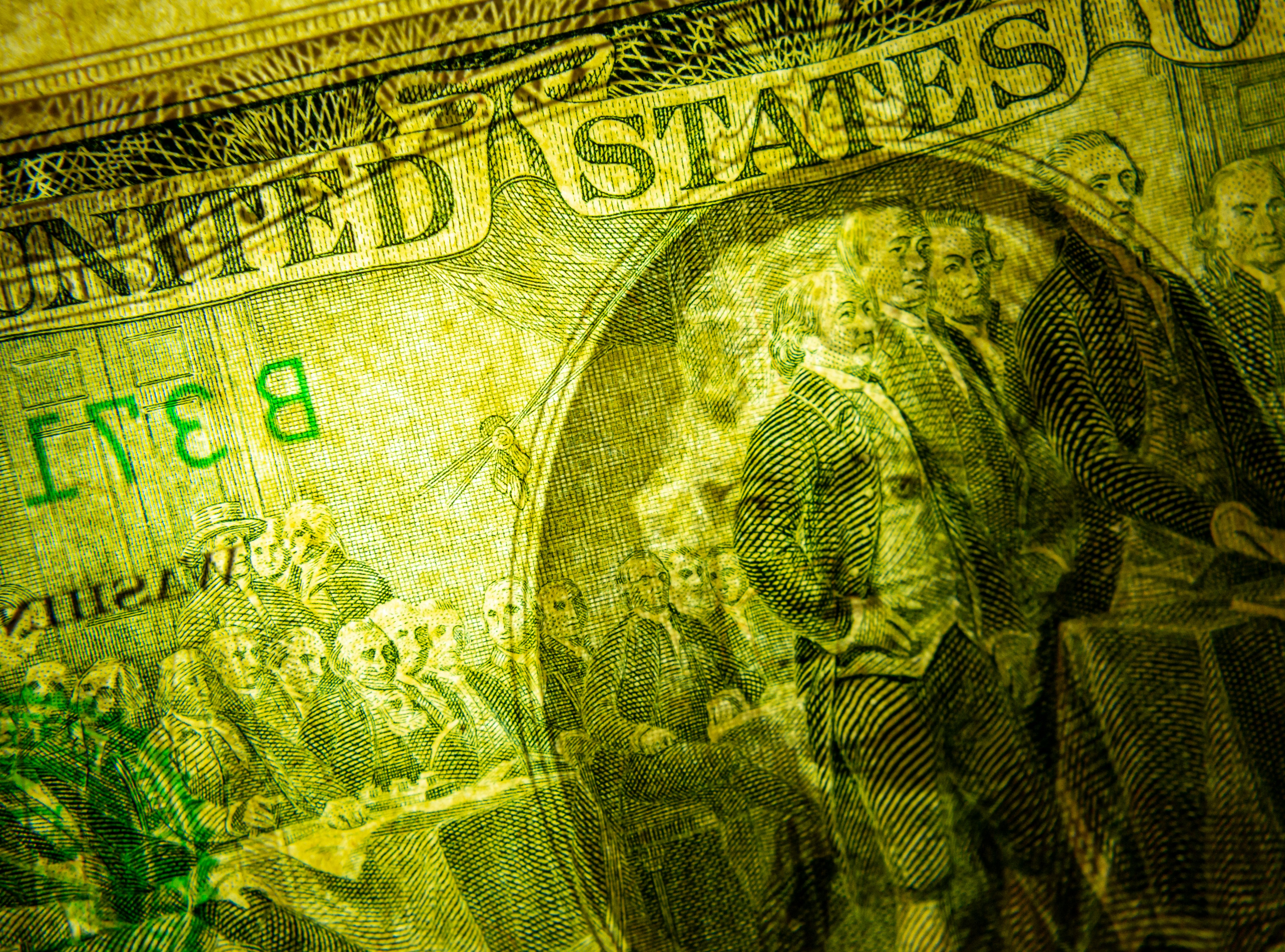 Weekly Market Report: Amazon Jumps 17%, Apple Slides 7%, Bitcoin Falls 2%