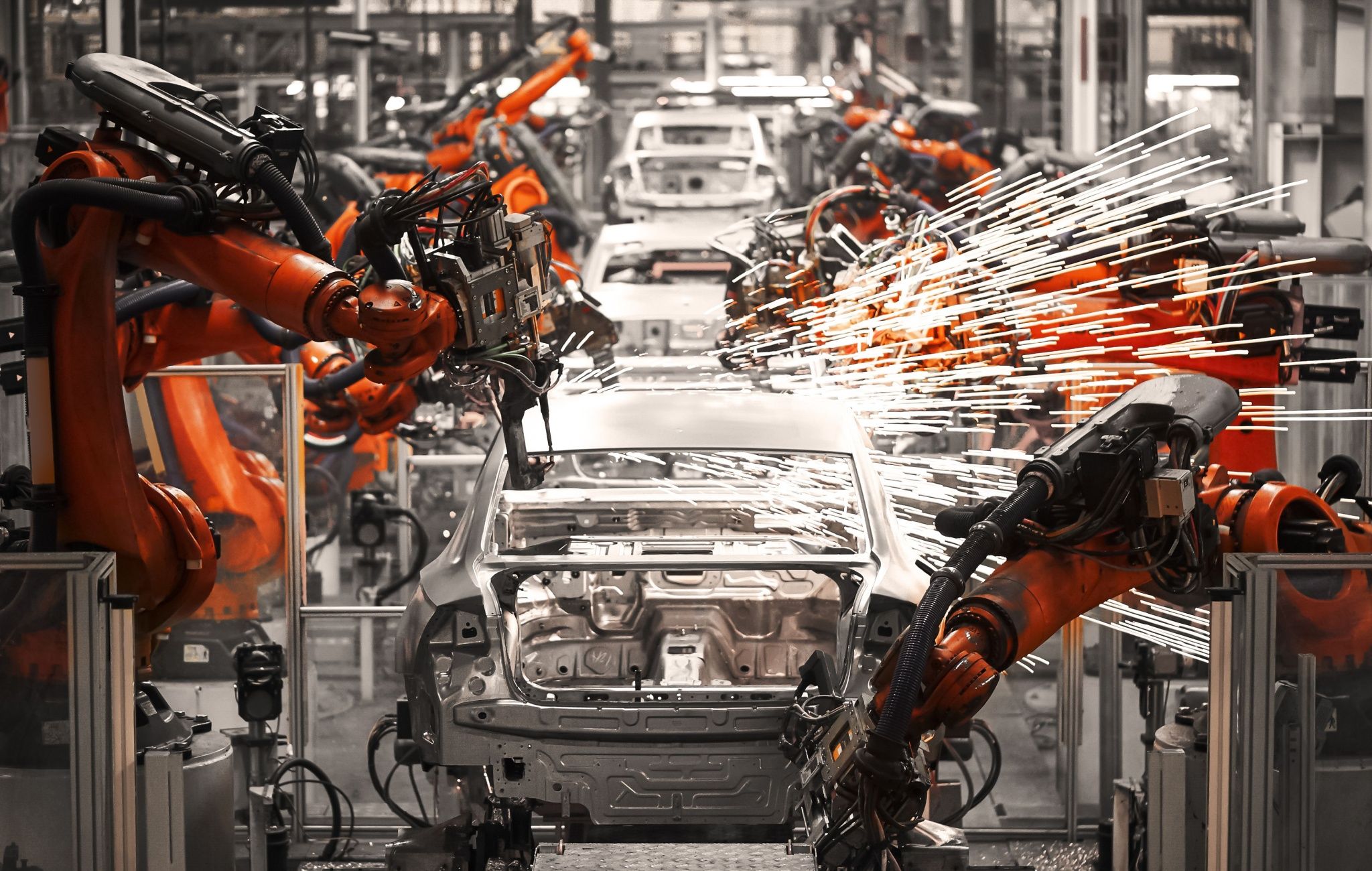 U.S. Manufacturing Falls After 7-Month Growth Streak, AI Spending Booms ...
