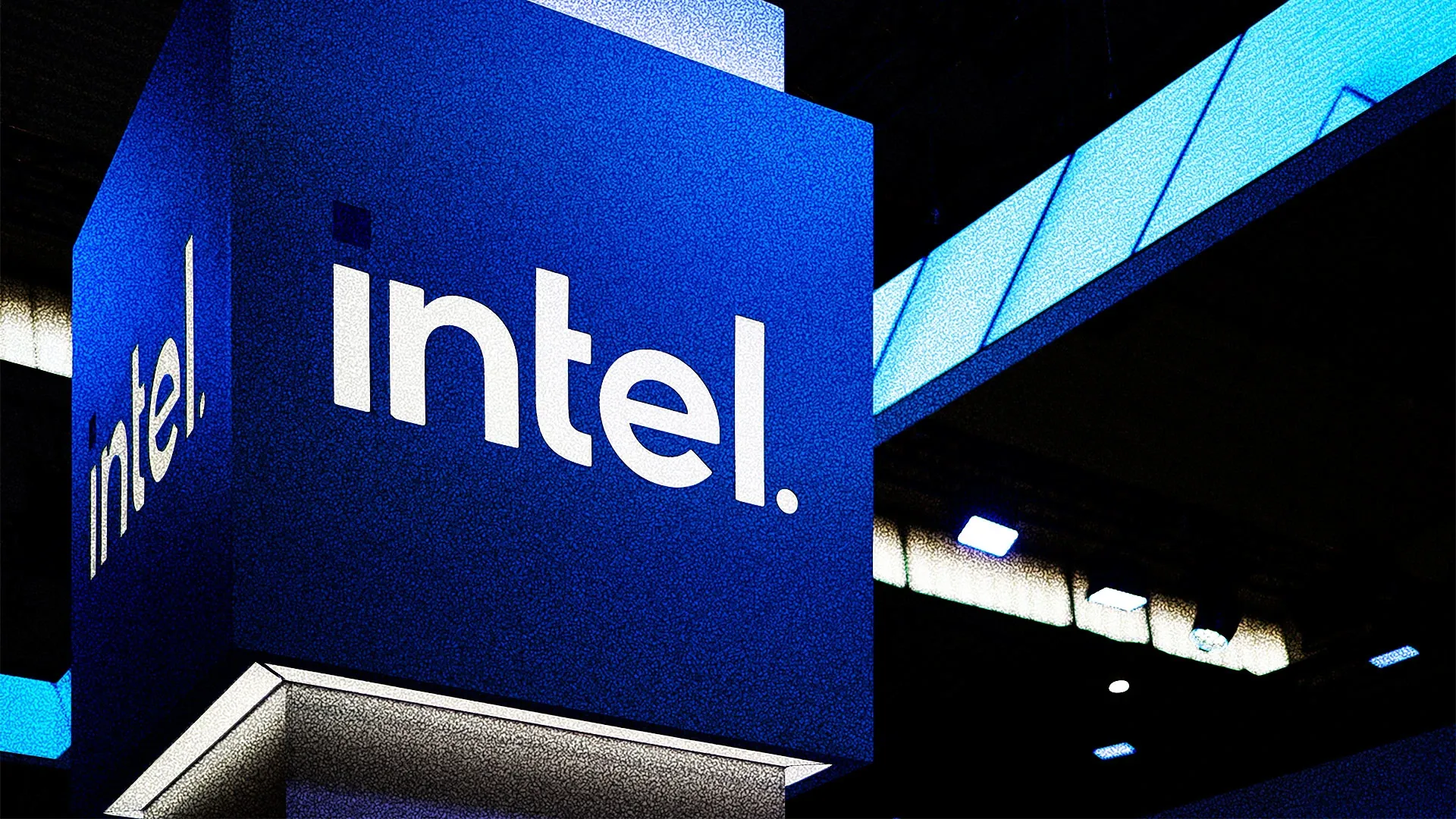 Intel 14A Beats Defect Targets as $2.1B Foundry Loss Keeps Pressure on INTC