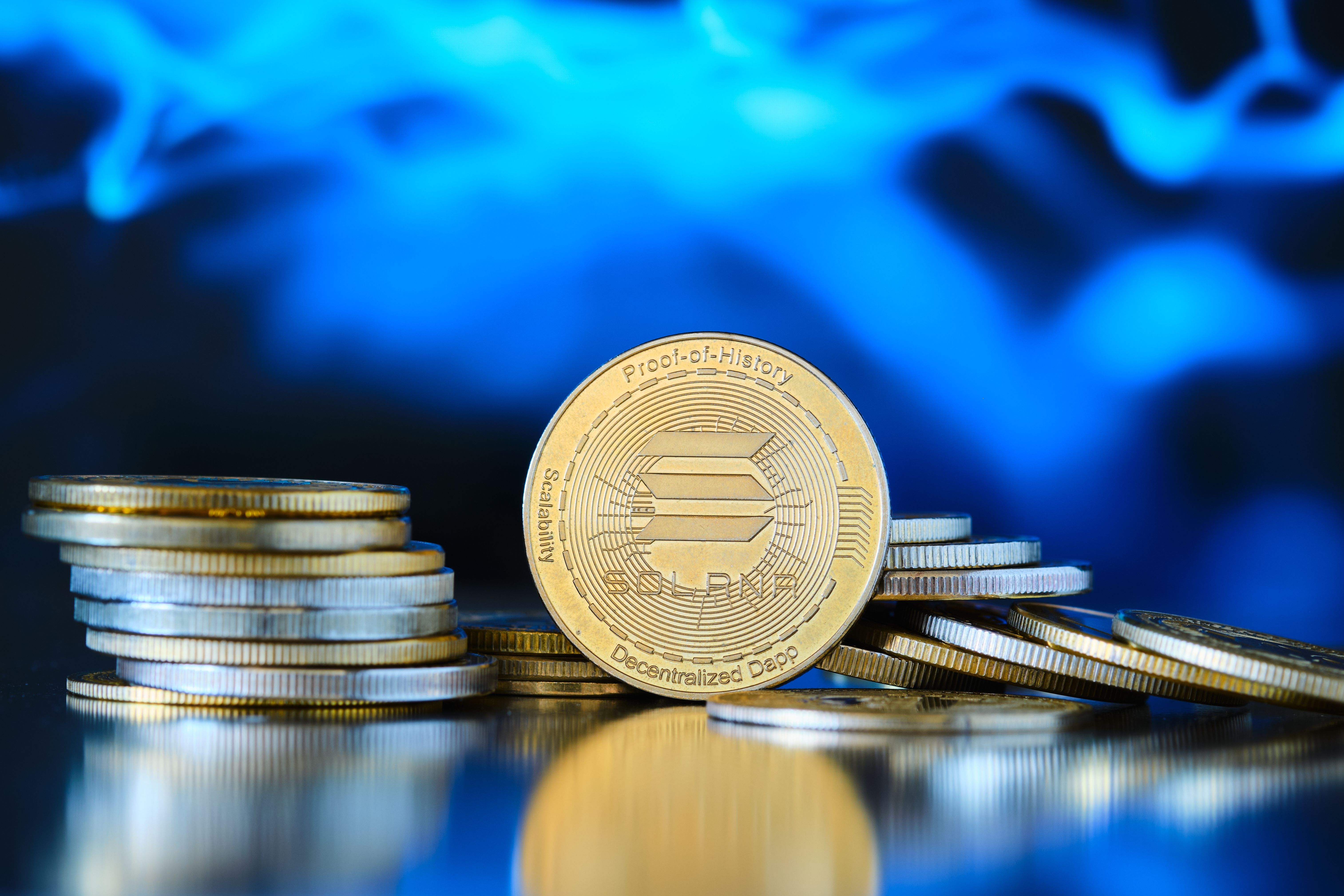 Paper Money Learning SoFi Becomes First FDIC-Insured Bank Offering Crypto Trading