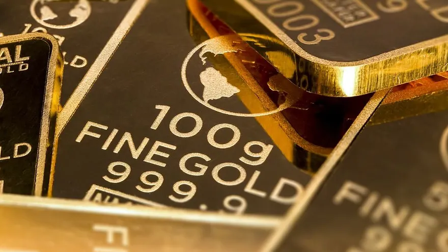 Gold Price Forecast: Can Bulls Defend $4,200 Support to Prevent a Gold Price Crash?