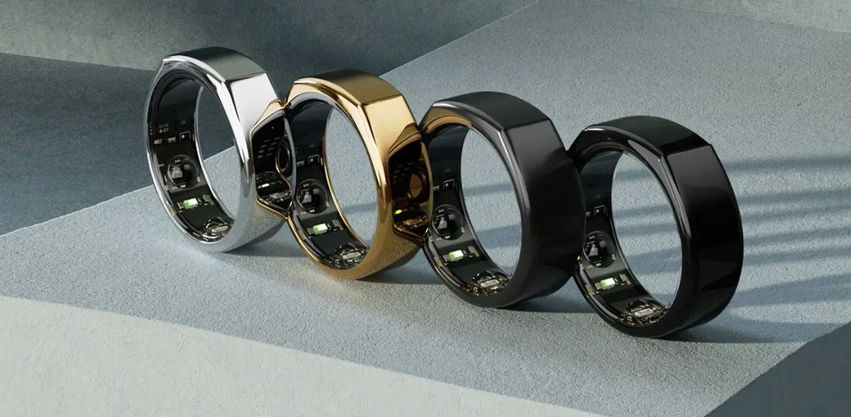 Four Oura Rings next to each other