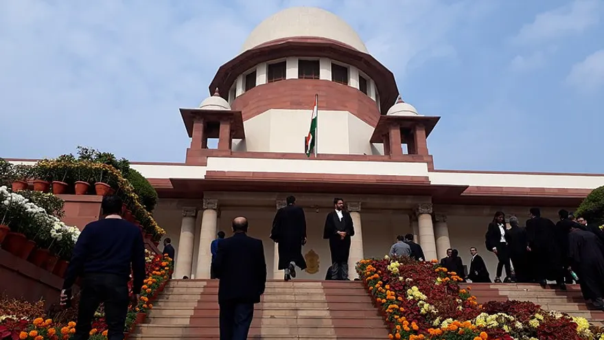 Indian Lawmaker Comes To Terms with the Inevitability of Cryptocurrency