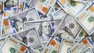 Moody’s Flags Mounting Debt as U.S. Credit Rating Falls