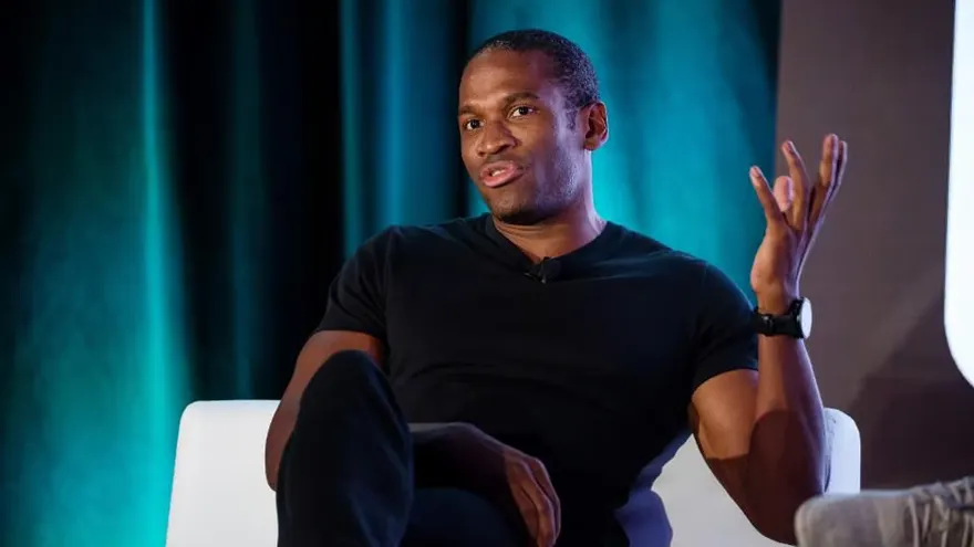 Arthur Hayes Predicts Bitcoin Price to Reach $1 Million, Tips AI Bubble to Trigger Meteoric Run
