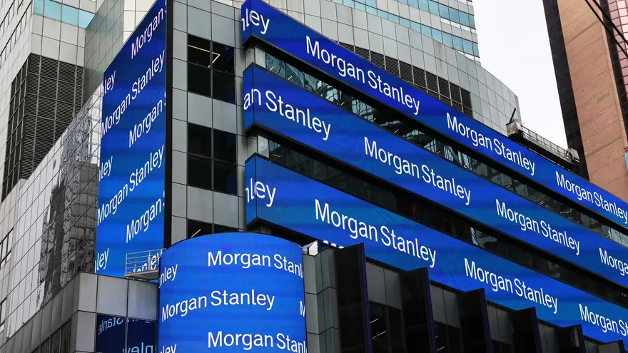 Morgan Stanley Launches Ethereum and Solana ETFs with Staking Rewards