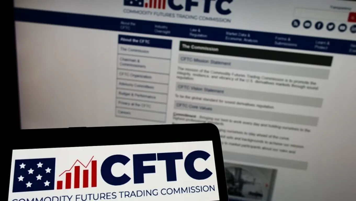 CFTC Chair Signals New Crypto Rules After CLARITY Act Senate Setback