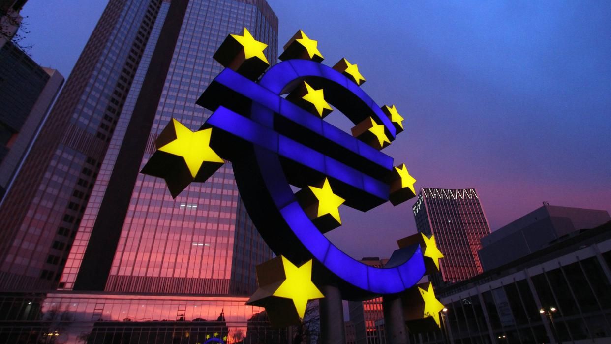 ECB Hikes Rates to 2.5% as Energy Prices Surge, Could the Fed Follow?