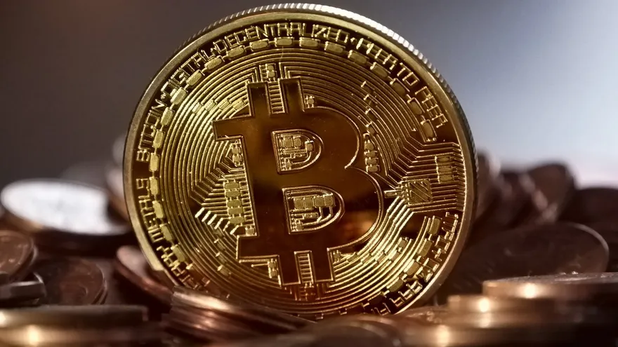 The Real Question: Could Gold Be as Good as Bitcoin?
