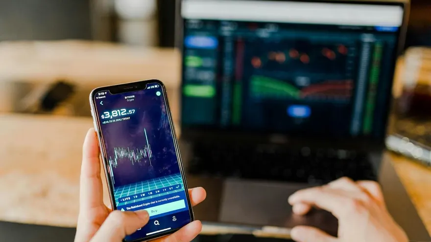 Crypto Investments Using AI Bots – Yays or Nays?