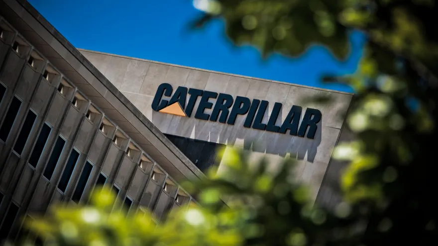 CAT Stock Soars After Strong Q3 Earnings, Boosted by AI Data Center Demand