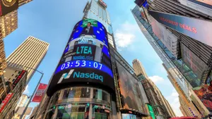 Nasdaq Futures Drop 0.6% as Microsoft Slides and ADP Reveals 32,000 Job Losses